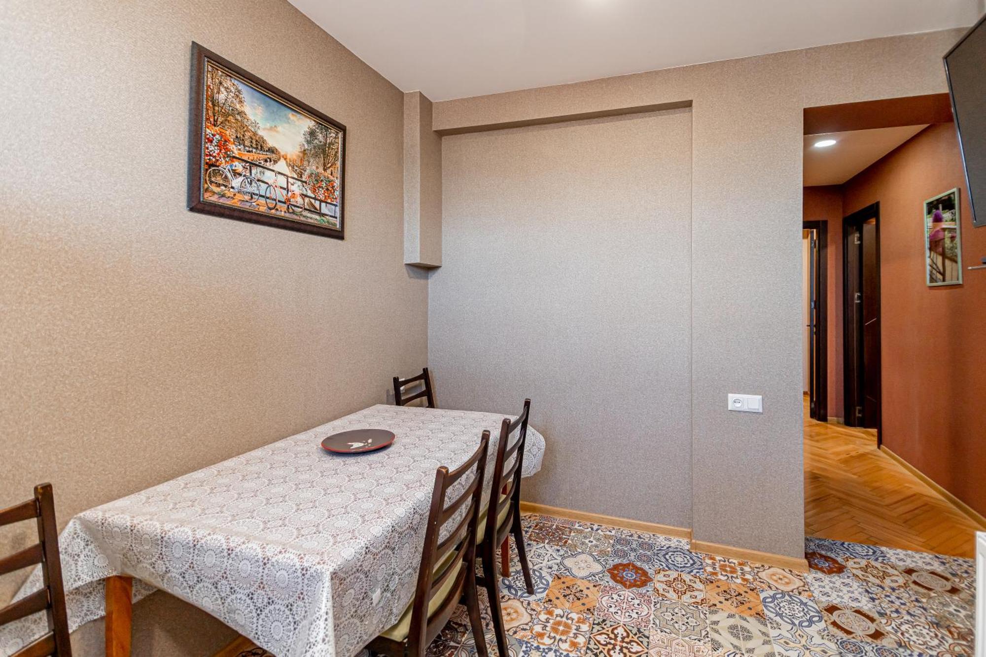 Apartment On Borbalo 16 Тбилиси Экстерьер фото